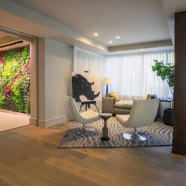 Fuse Cambridge Apartments - living green wall with live plants upstairs from lobby